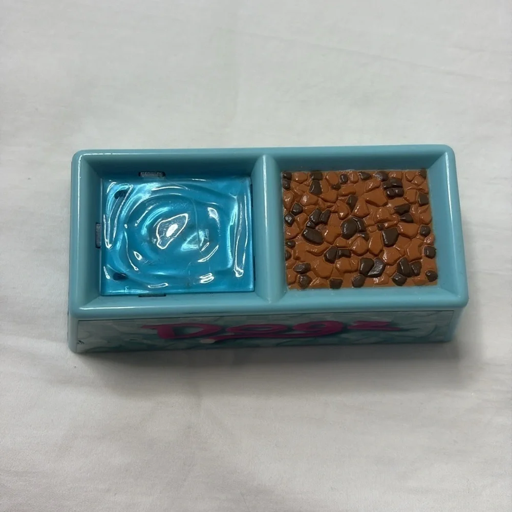 Vintage Food Dish from the 90’s Dogz Pets